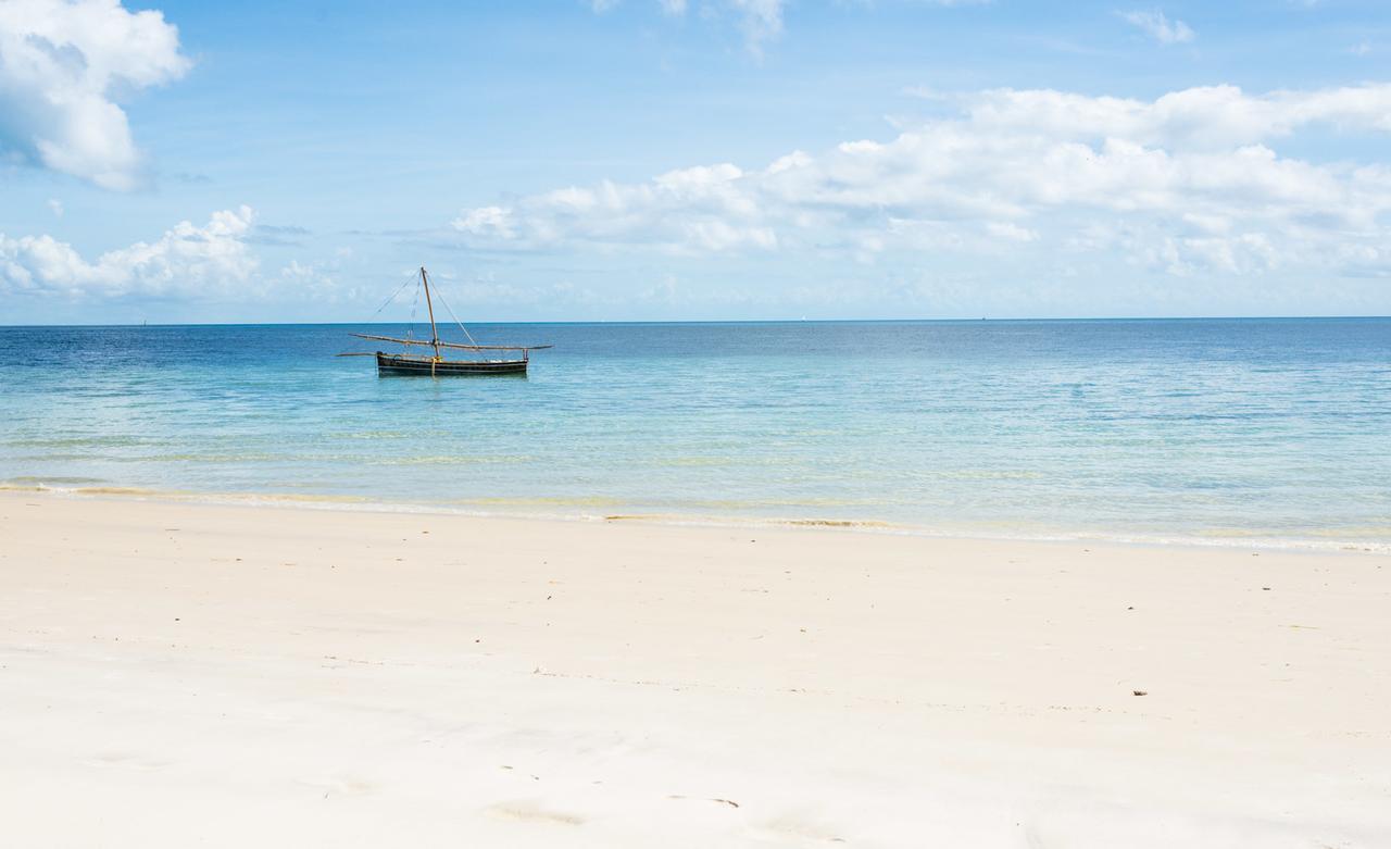 Butiama Beach Lodge Kilindoni Exterior photo